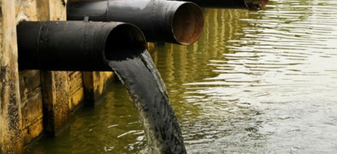 Inquinamento fiume Pescara: 14 indagati e decine di sequestri