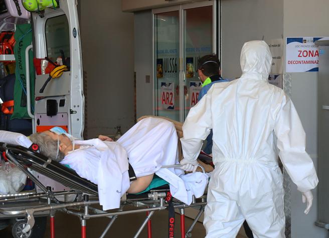 Coronavirus. In Abruzzo 156 nuovi casi e 9 decessi. Marsilio polemizza per la mancata 'zona gialla'