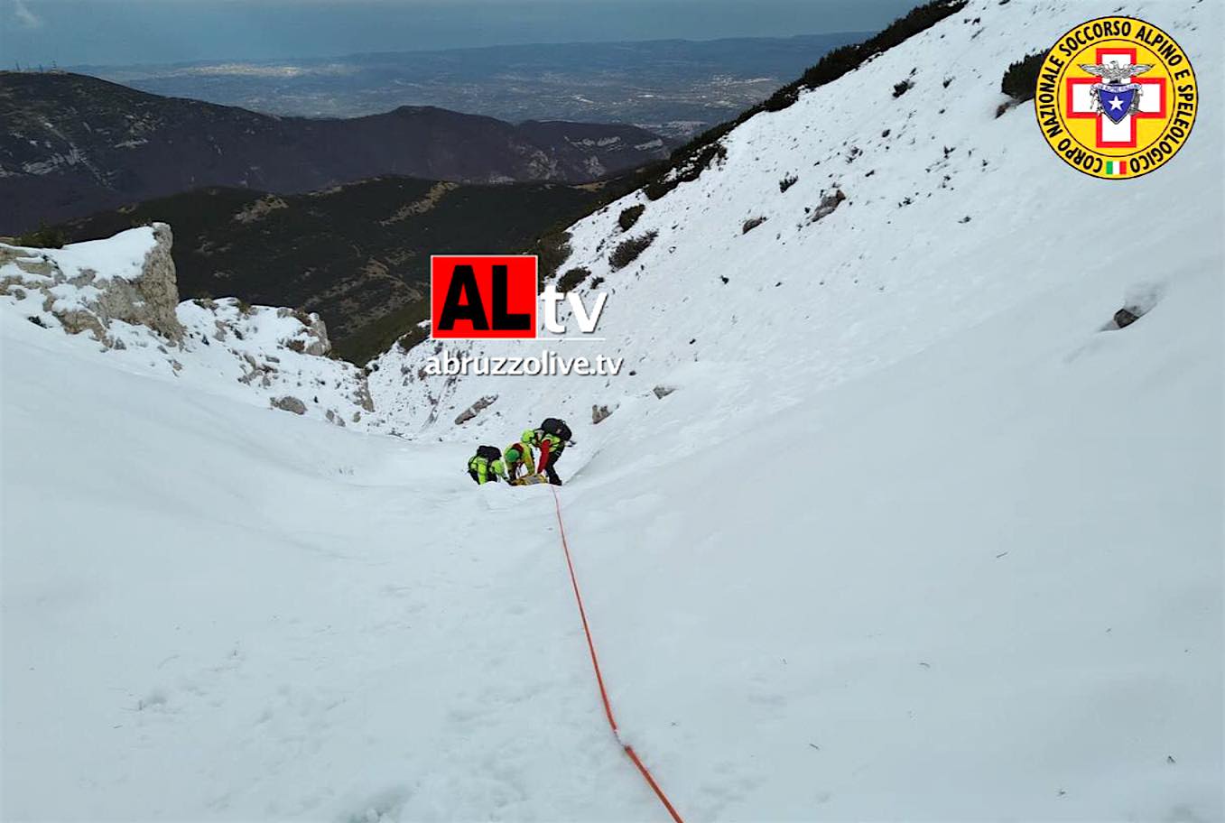 Chieti. Escursionista scivola per 400 metri sui ghiacci della Majella. E' grave