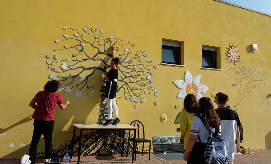 Lanciano. Studenti d'Europa per costruire 'L'albero delle parole' contro il bullismo
