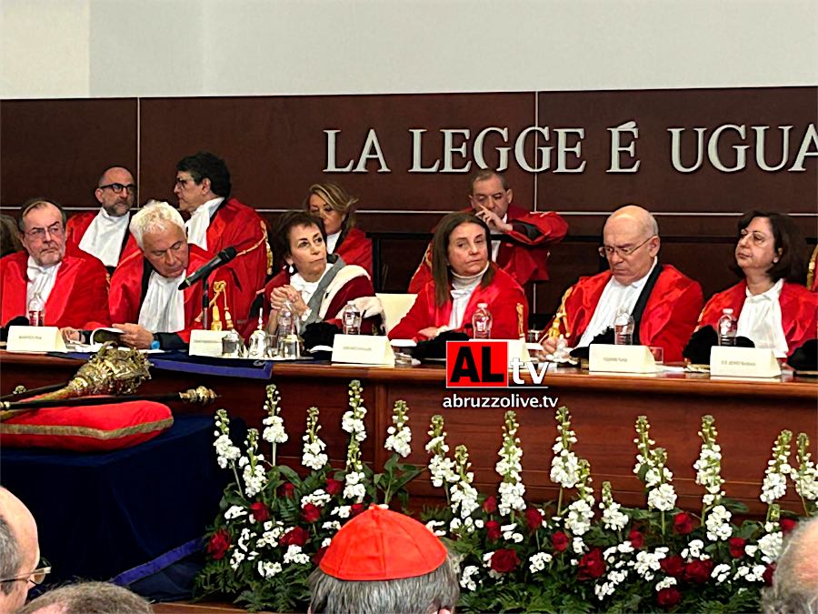 Apertura a L'Aquila dell'anno giudiziario in Abruzzo. 'Presenza di capitali della 'ndrangheta. Più alto tasso di femminicidi'