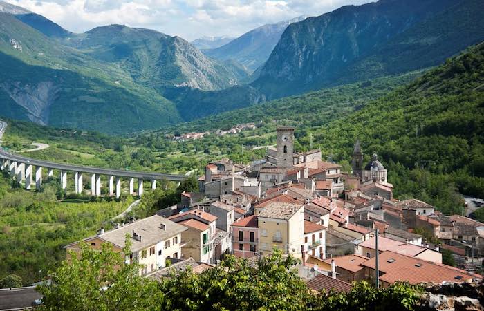 Scossa di terremoto in Abruzzo, con epicentro a Cocullo