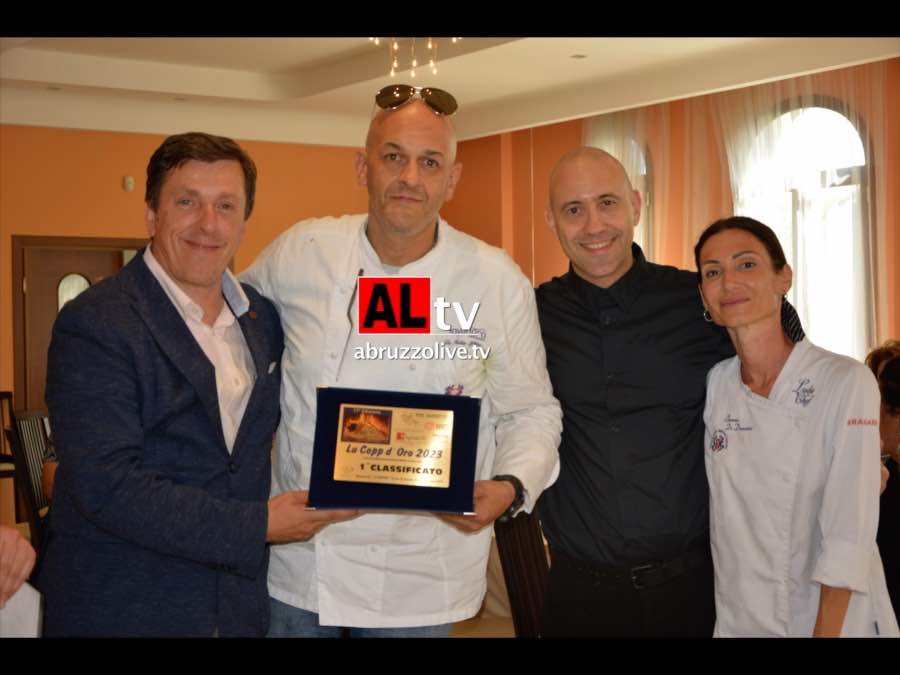 Lo chef Stefano De Iuliis vince  'Lu copp d'oro' a Torino di Sangro
