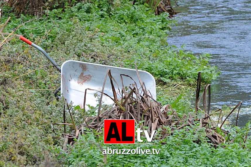 Ucciso e gettato, con la carriola, nel fiume Pescara a Popoli