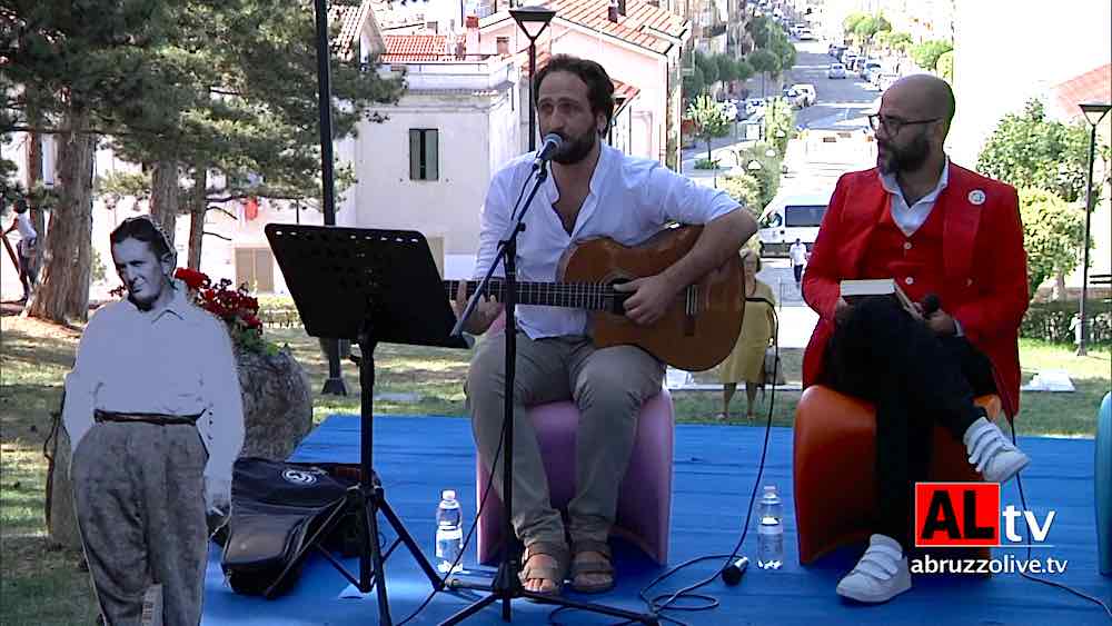 Festival 'Fante' a Torricella Peligna. Peppe Millanta presenta il romanzo 'Cronache da Dinterbild' - VIDEO INTEGRALE