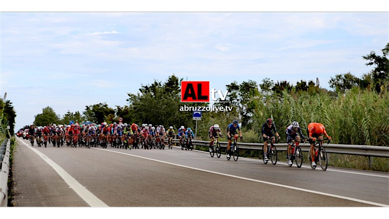 Giro d'Italia a Lanciano: il cronoprogramma. Partenza alle 12 dal Corso. Mascherine gratuite