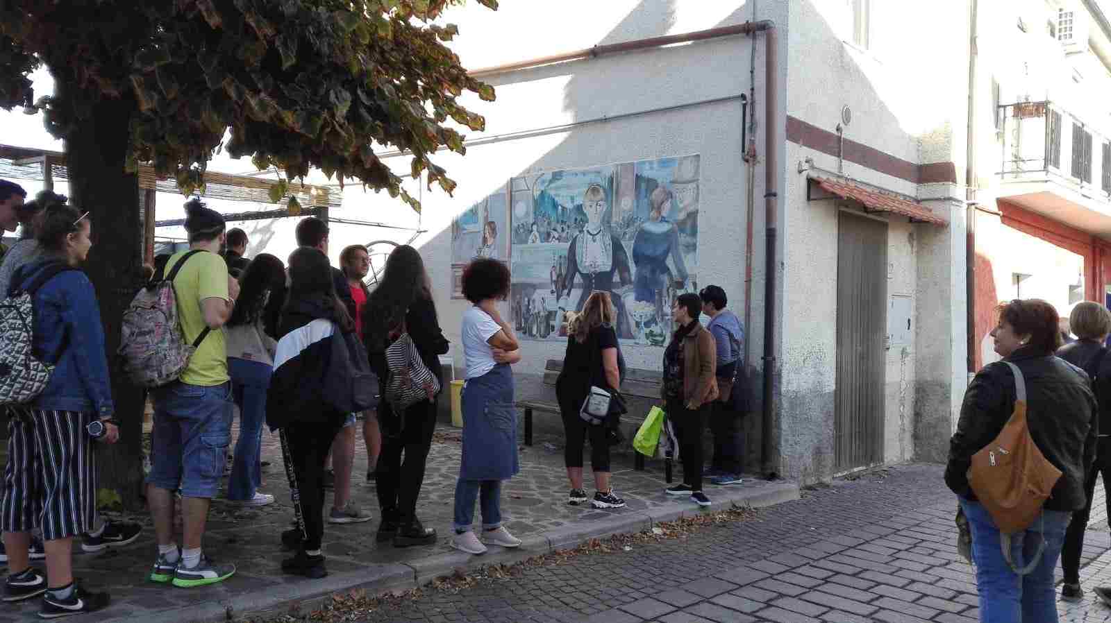 Treglio. Studenti di Francia, Spagna e Repubblica Ceca scoprono gli affreschi del borgo